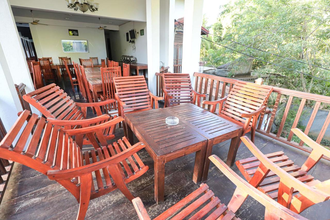Yala Rich Lodge Tissamaharama Esterno foto