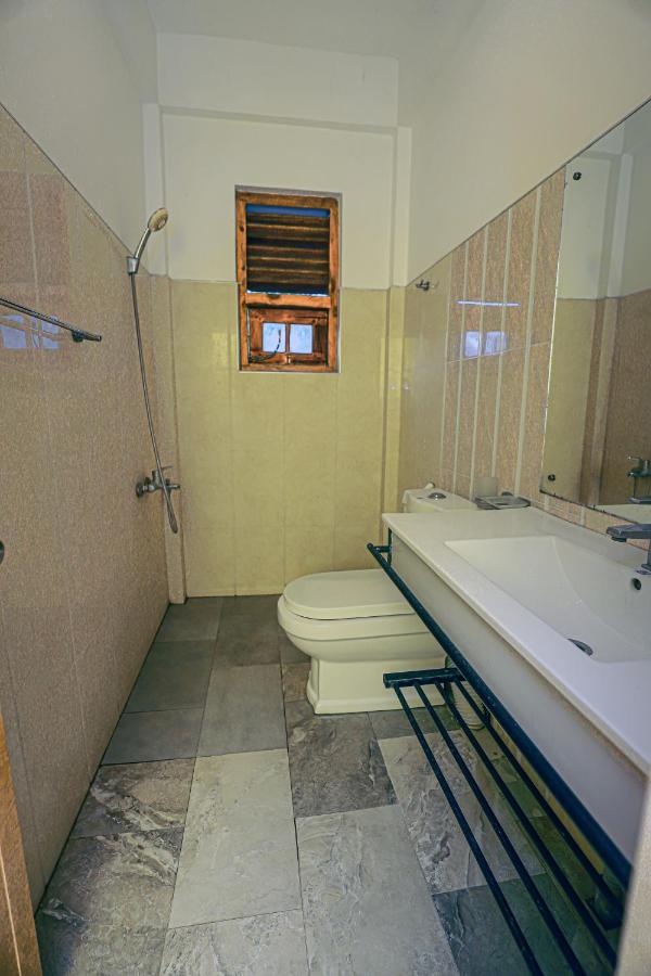 Yala Rich Lodge Tissamaharama Esterno foto