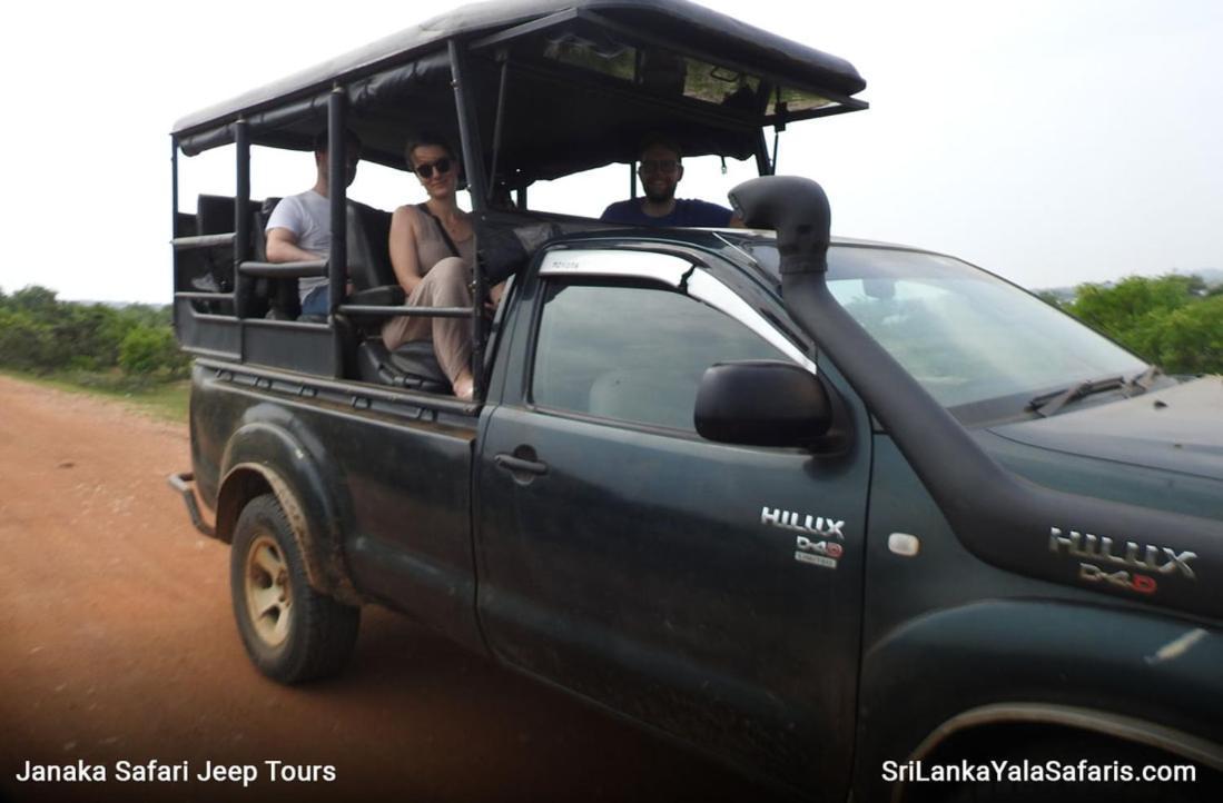 Yala Rich Lodge Tissamaharama Esterno foto